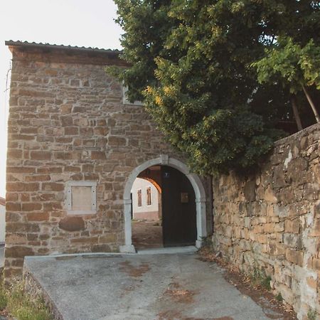 מלון San Dorligo della Valle Oltre L'Arco מראה חיצוני תמונה