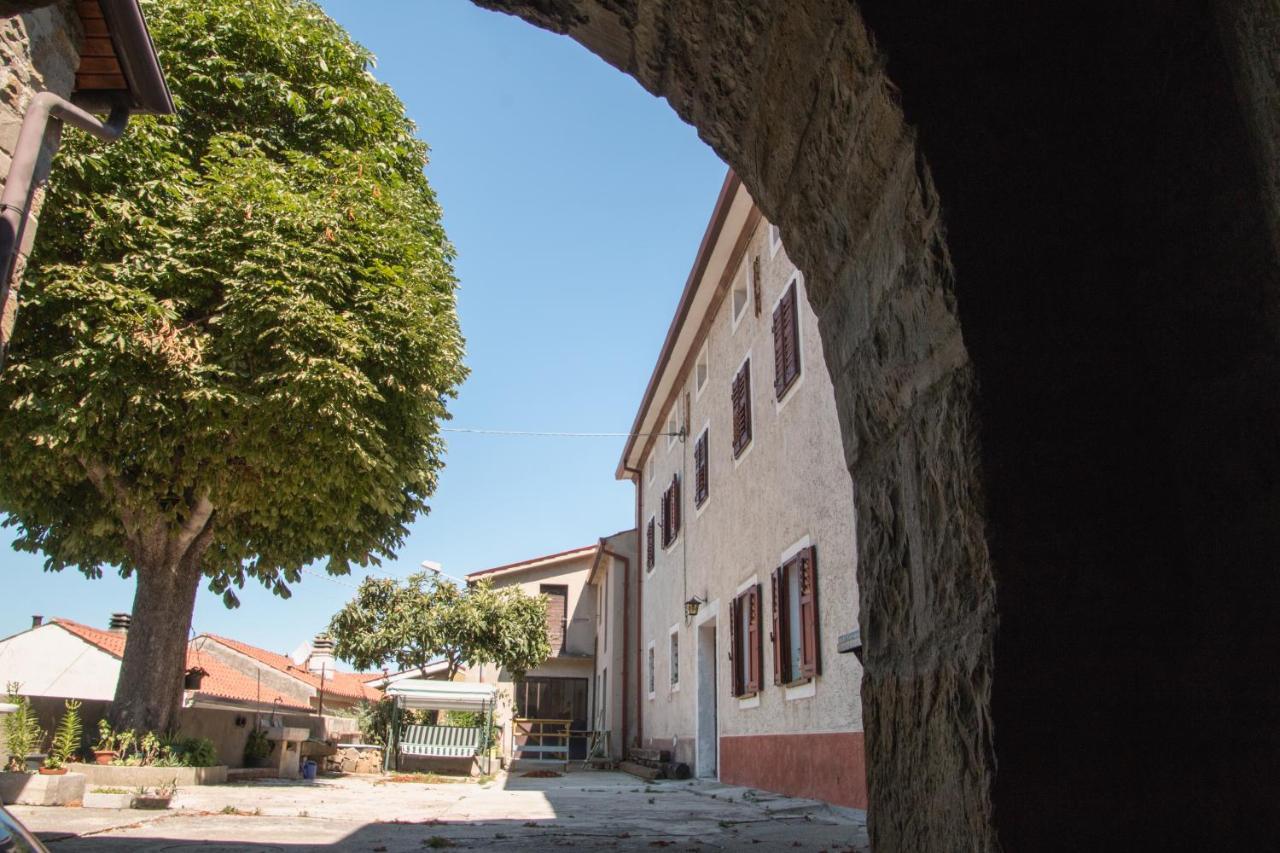 מלון San Dorligo della Valle Oltre L'Arco מראה חיצוני תמונה
